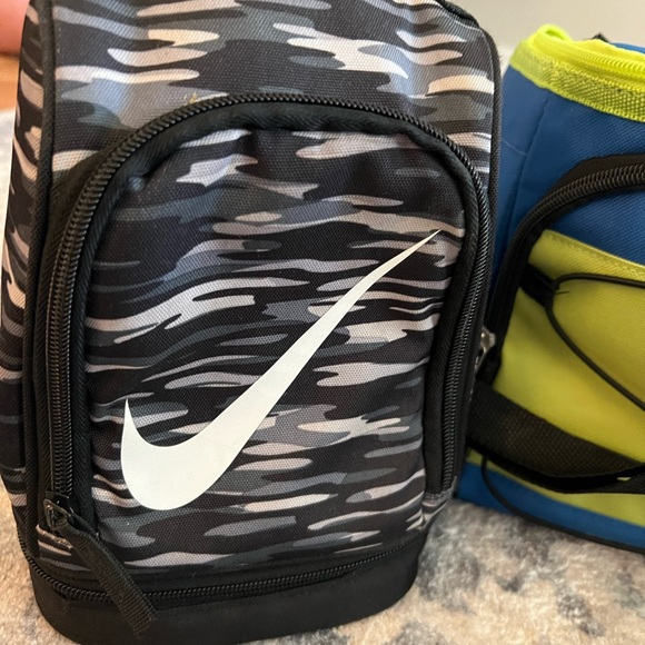 Lunch boxes - Picture 2 of 8